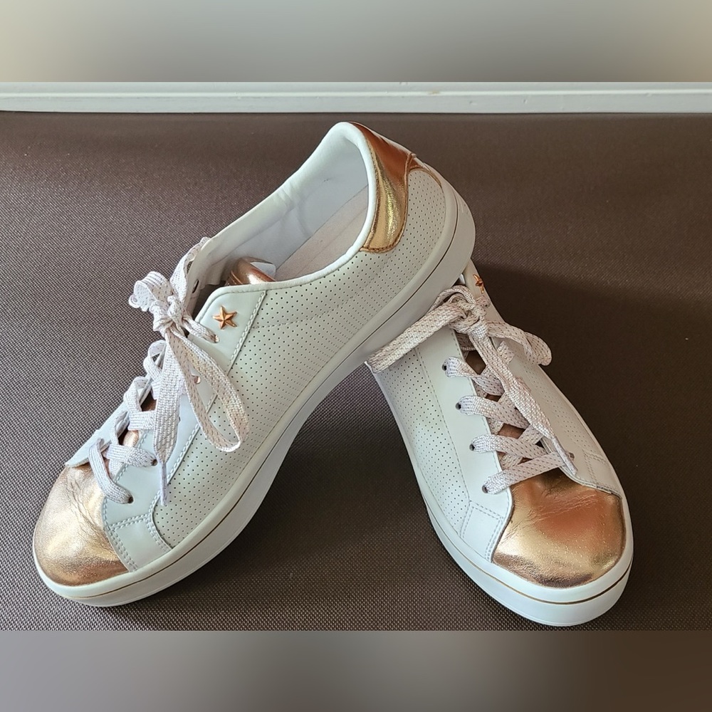 Skechers Women's Hi-lite-Metallic Sneaker